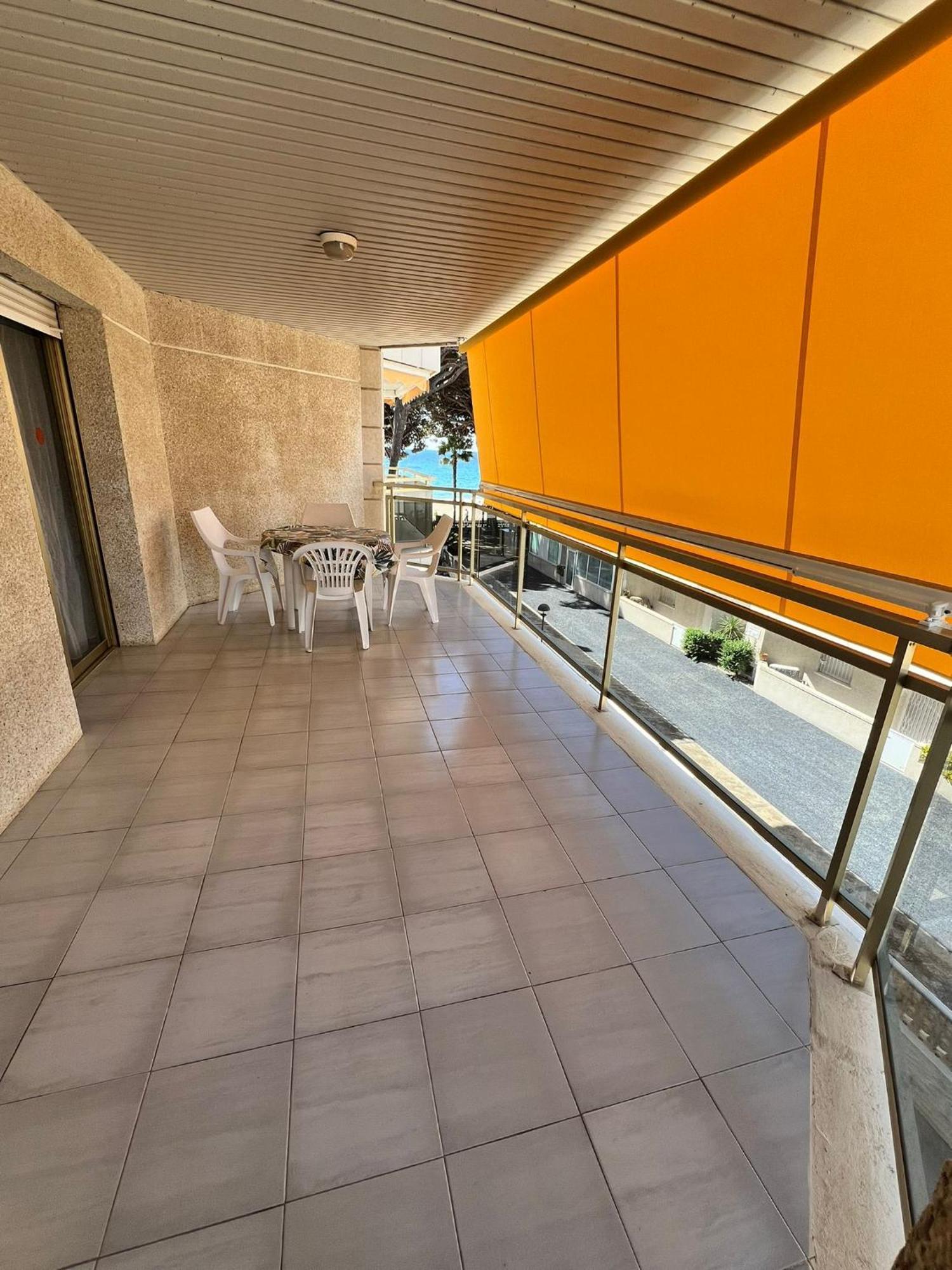 Apartamentos Versailles Villafortuny Exterior foto